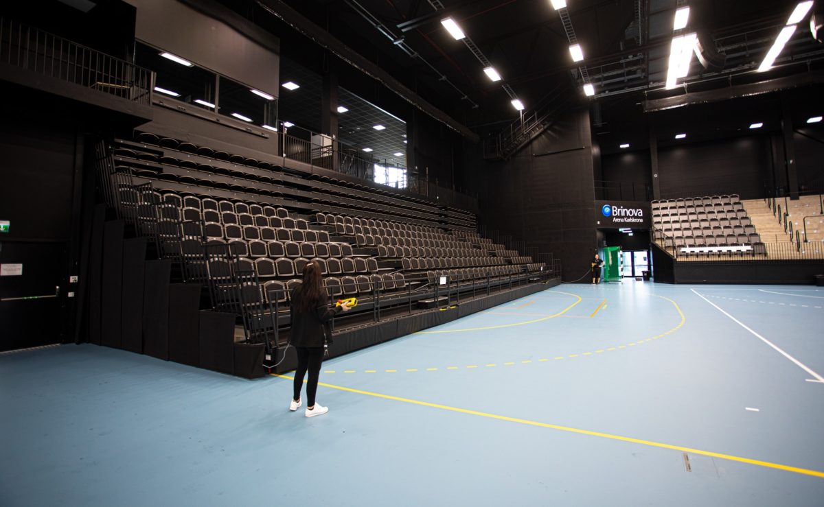 Utskjutbar läktare på Brinova Arena Karlskrona