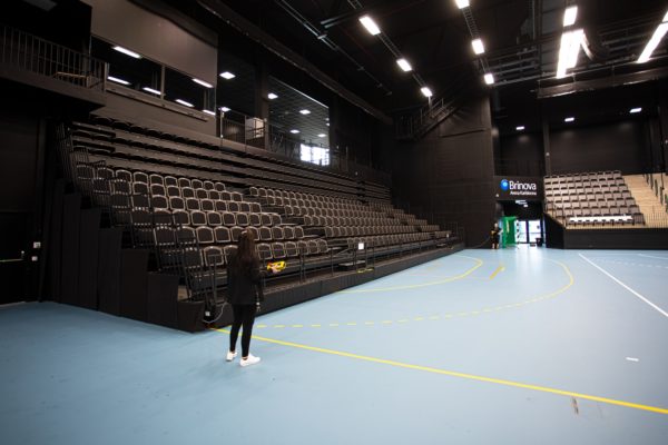 Utskjutbar läktare på Brinova Arena Karlskrona