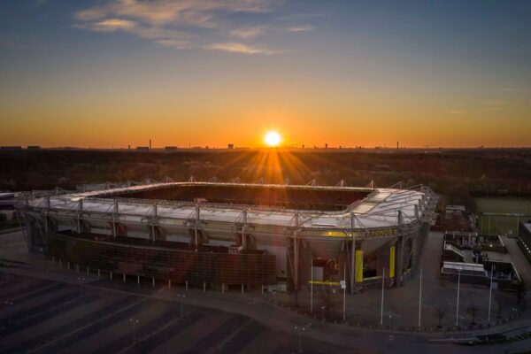 Brondby Stadion i Danmark byter till arenastolar från Alfing Seating.